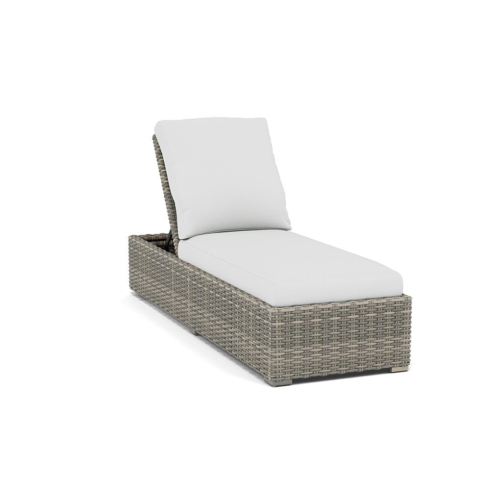 Loire Valley Chaise Lounge