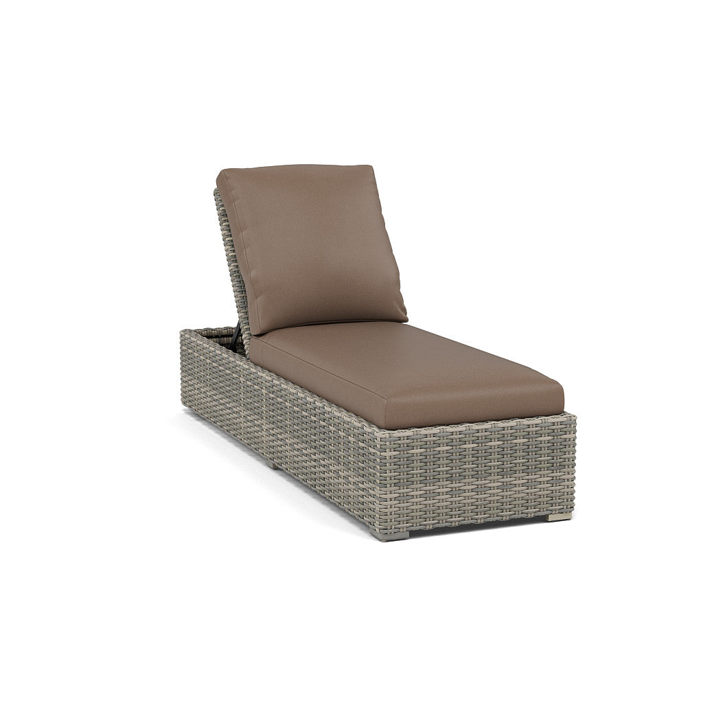 Loire Valley Chaise Lounge