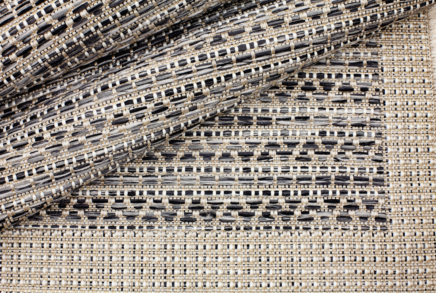 North Shore - Pebble Outdoor Rug