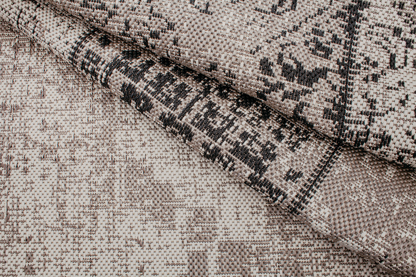 Mosaic Pebble Sand Outdoor Rug