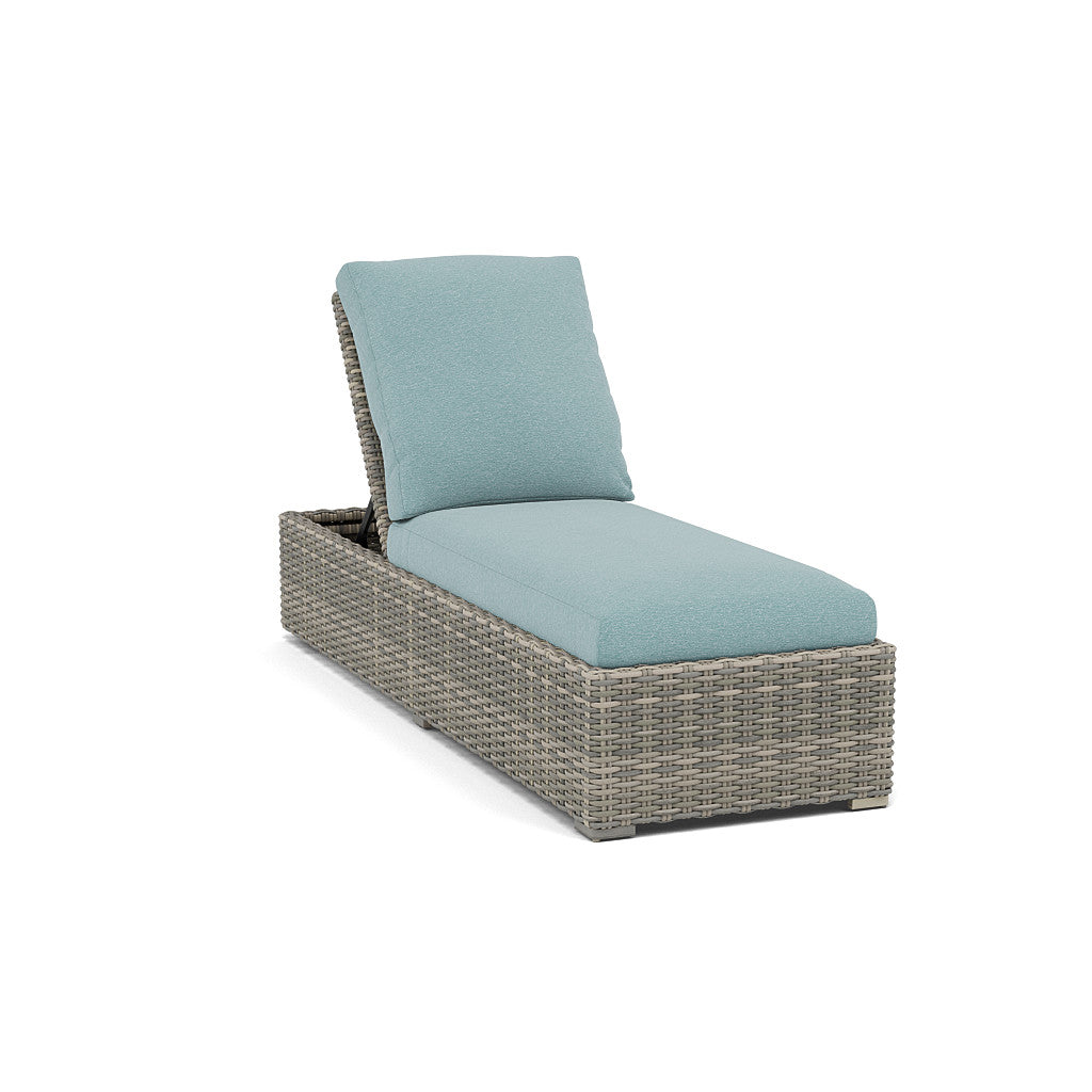 Loire Valley Chaise Lounge