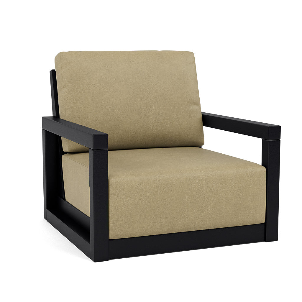 Frame Club Chair