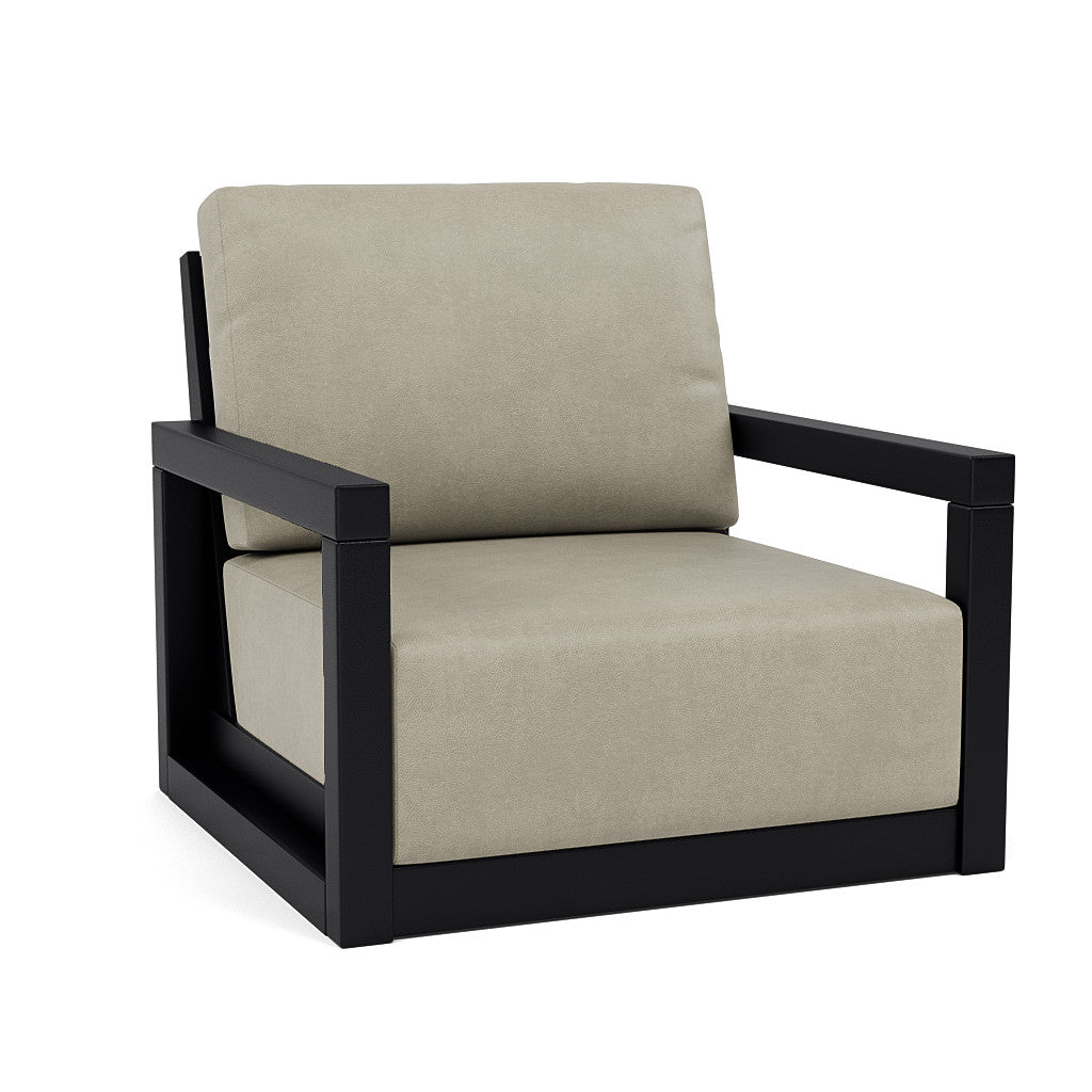Frame Club Chair