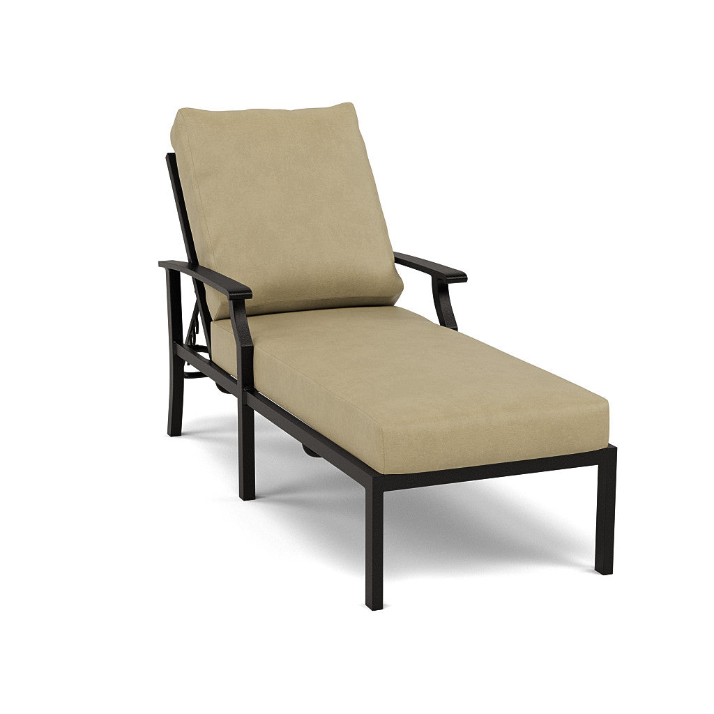 Newport Chaise Lounge