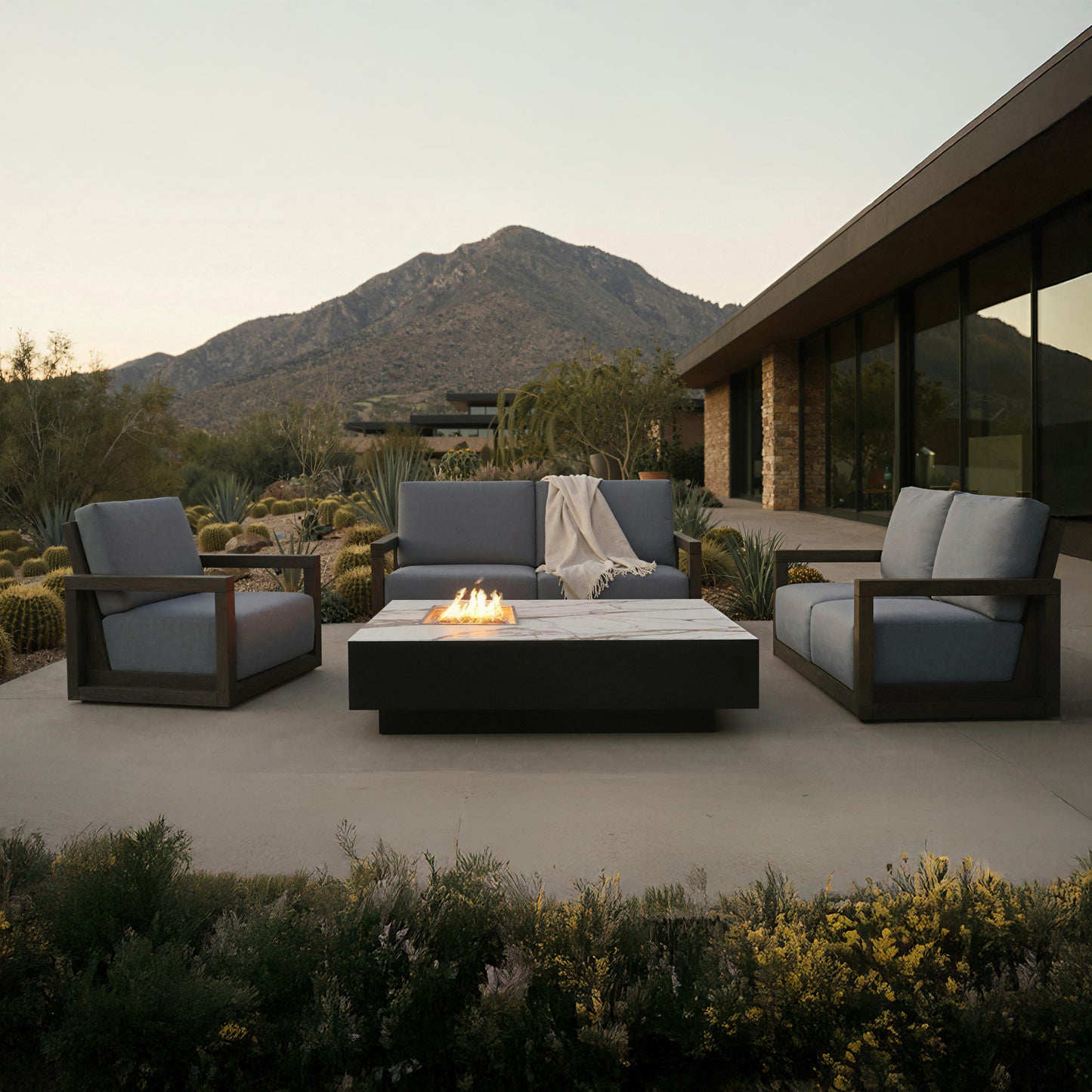 Napes Rectangle Fire pit table