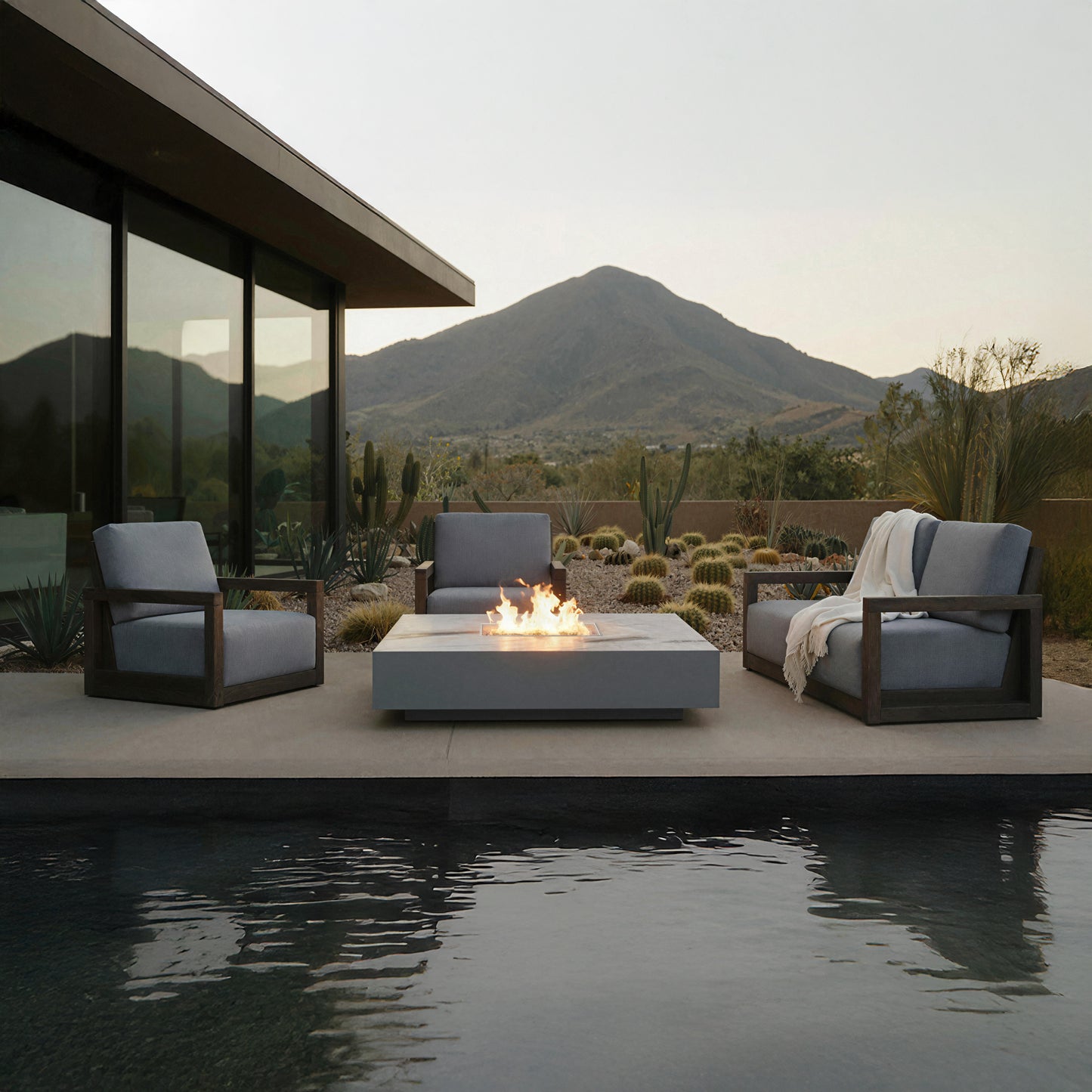 Napes Rectangle Fire pit table