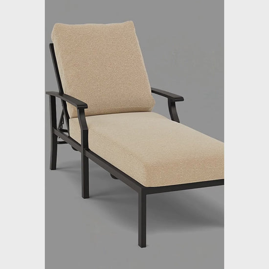 Newport Chaise Lounge