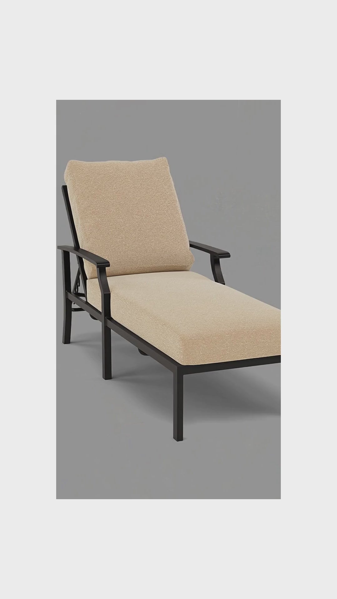 Newport Chaise Lounge